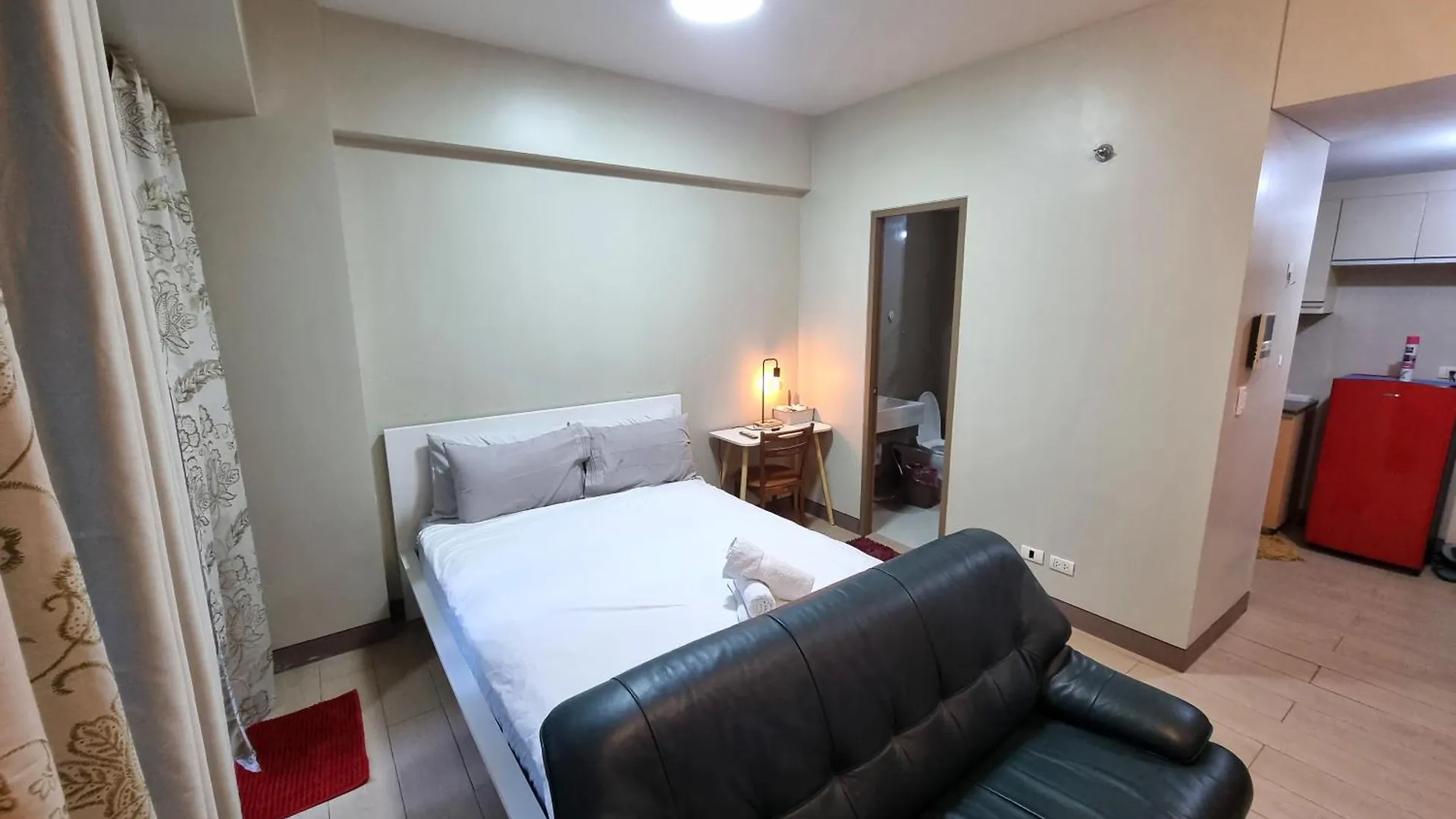 Apartment Palm Tree Condos Near Mnl Airport Terminal 3 By Elr Manila Philippines
