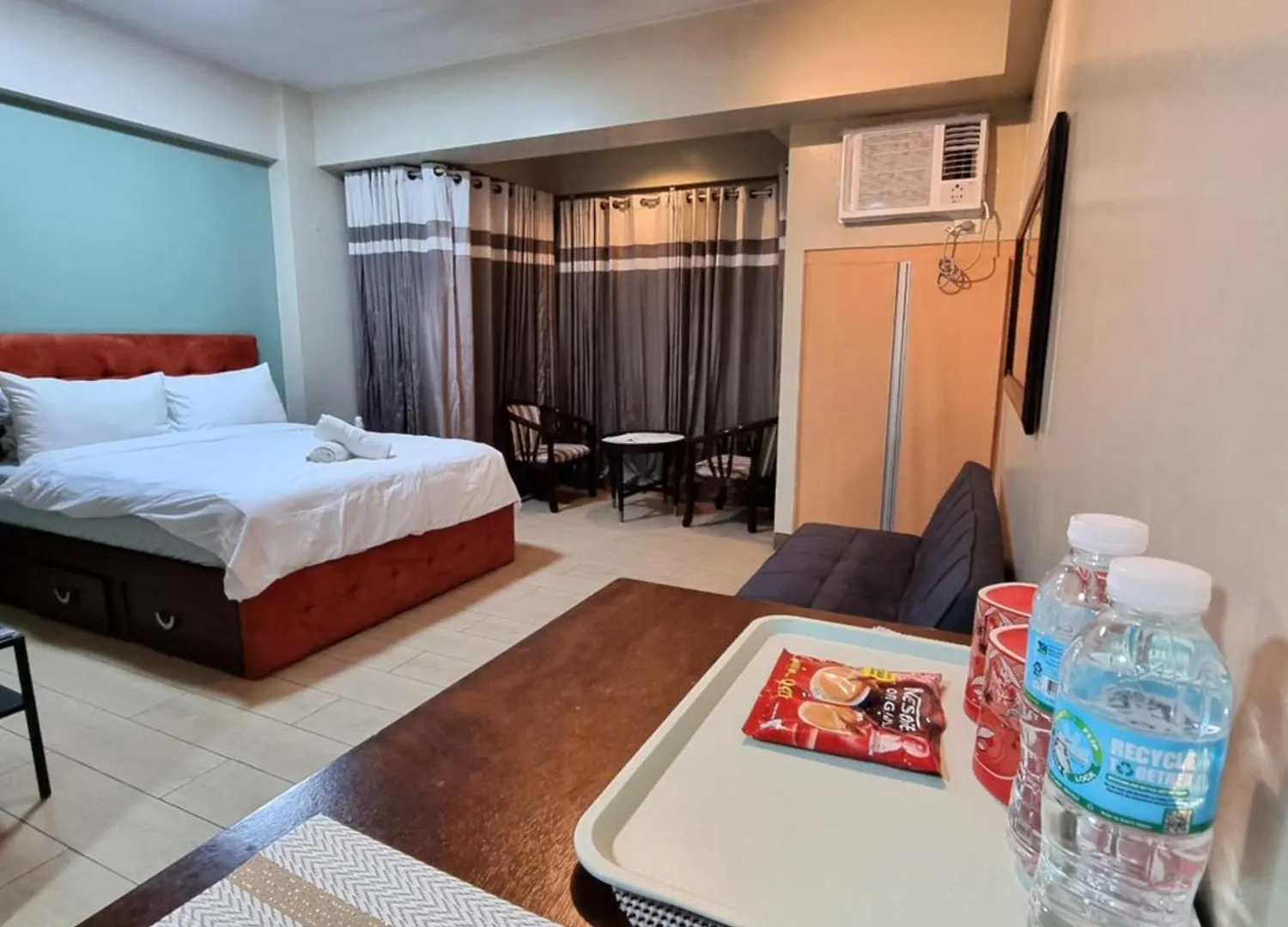 Palm Tree Condos Near Mnl Airport Terminal 3 By Elr Manila Philippines