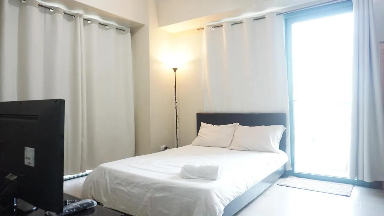 Palm Tree Condos Near Mnl Airport Terminal 3 By Elr Manila